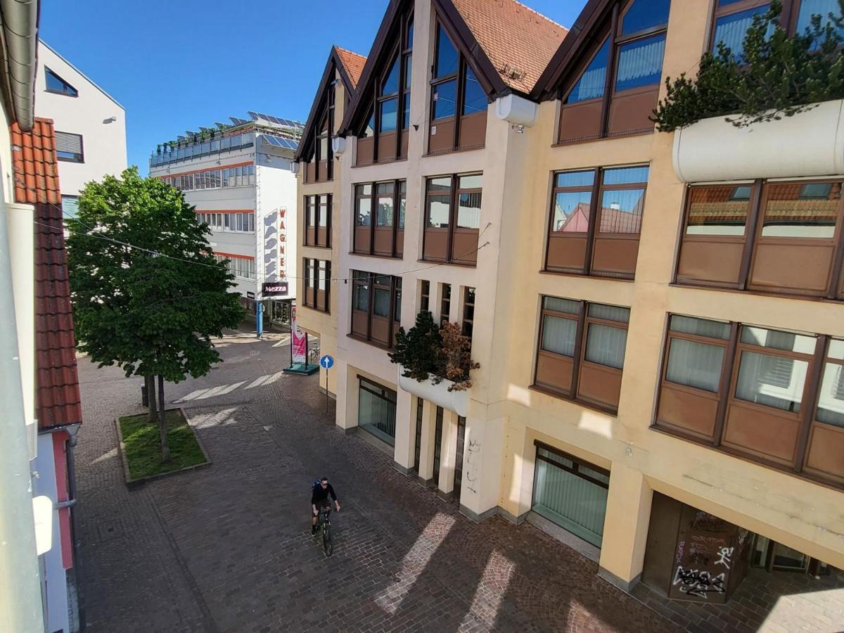 Zentrale Ferienwohnung In Aalen City Mit 4-Sternen Extérieur photo